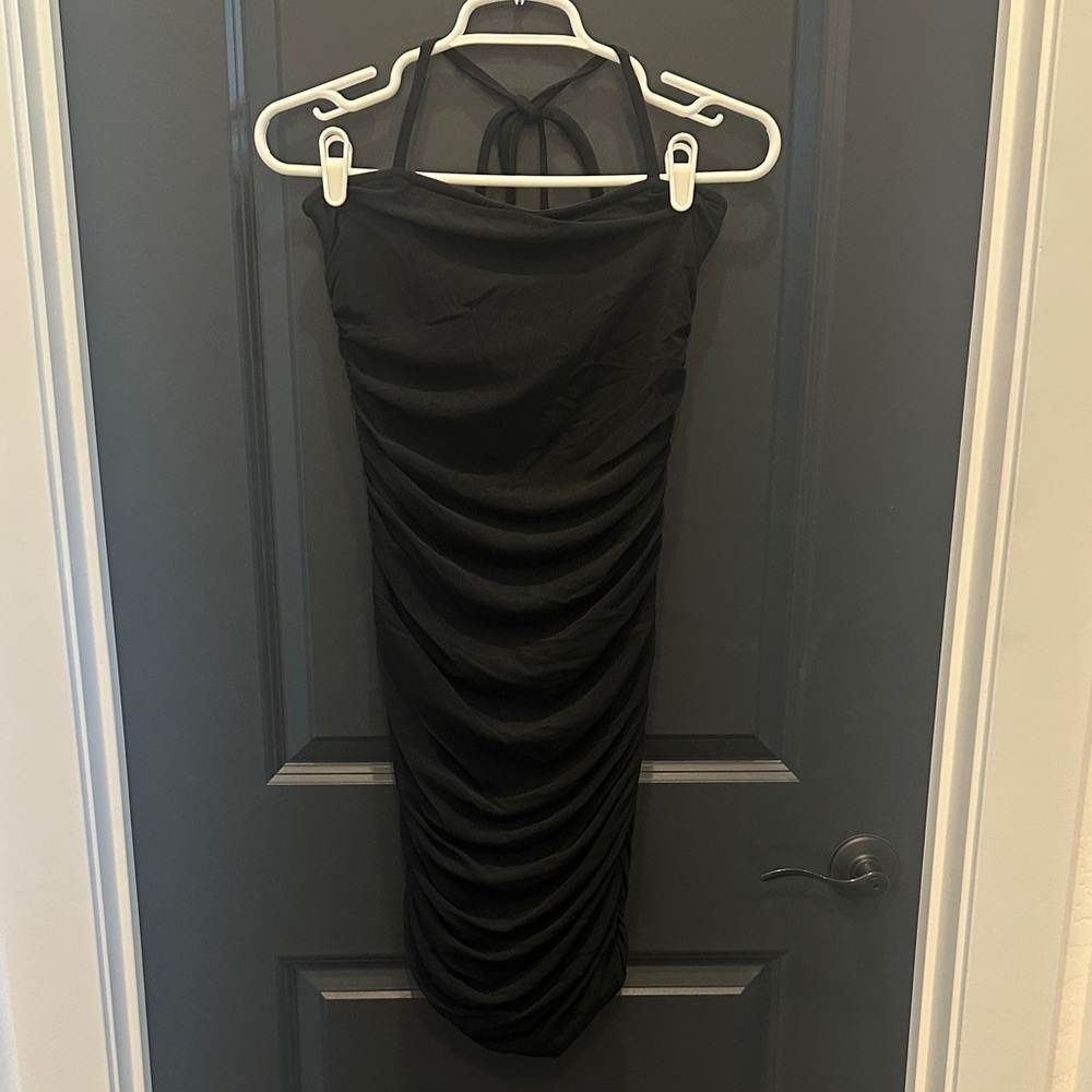 Chic Black BodyCon Strapless Dress